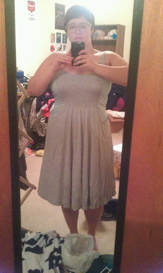 Illustration for article titled My pretty dress came!